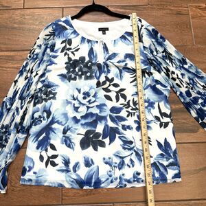 Talbots Blue Floral Top Pleat Sleeve Blouse Lined Flowy Office Business Size M